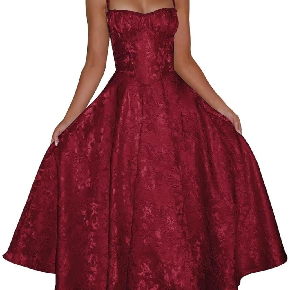 Elegant Burgundy Strapless Dress